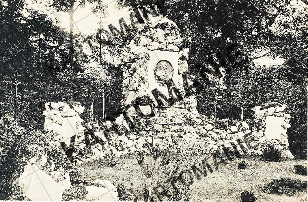 volksgarten  jahngedenkstein