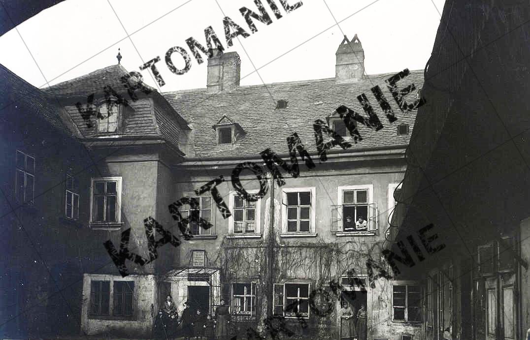 ecke  nikolsdorferstr