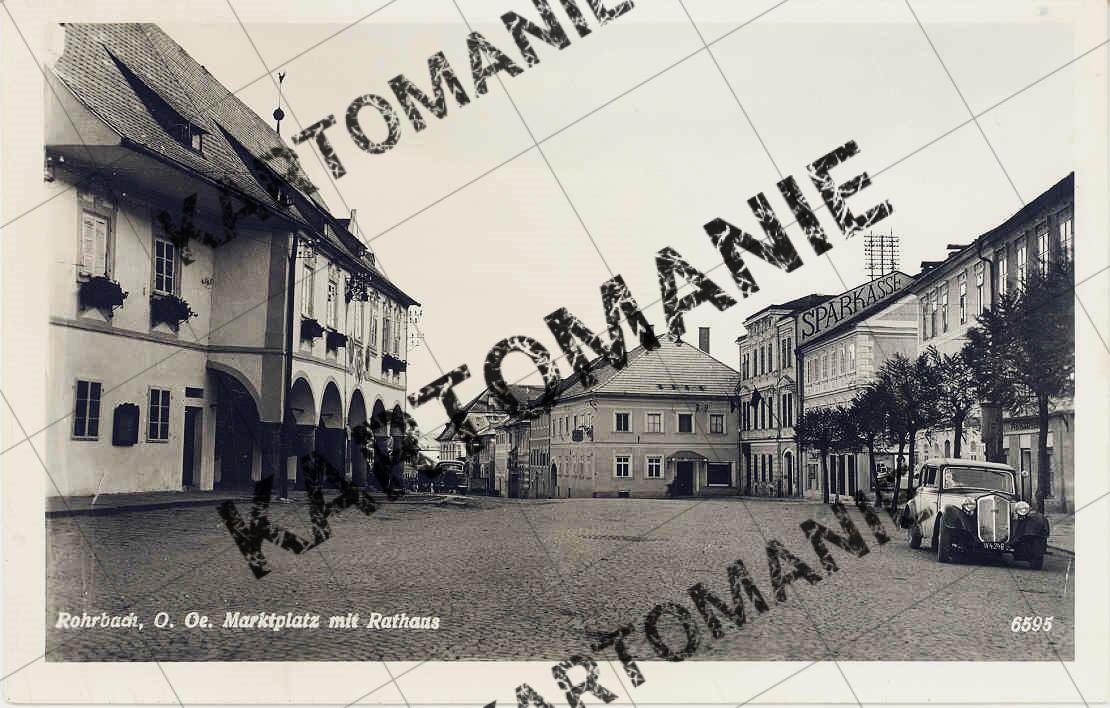 marktplatz und rathaus